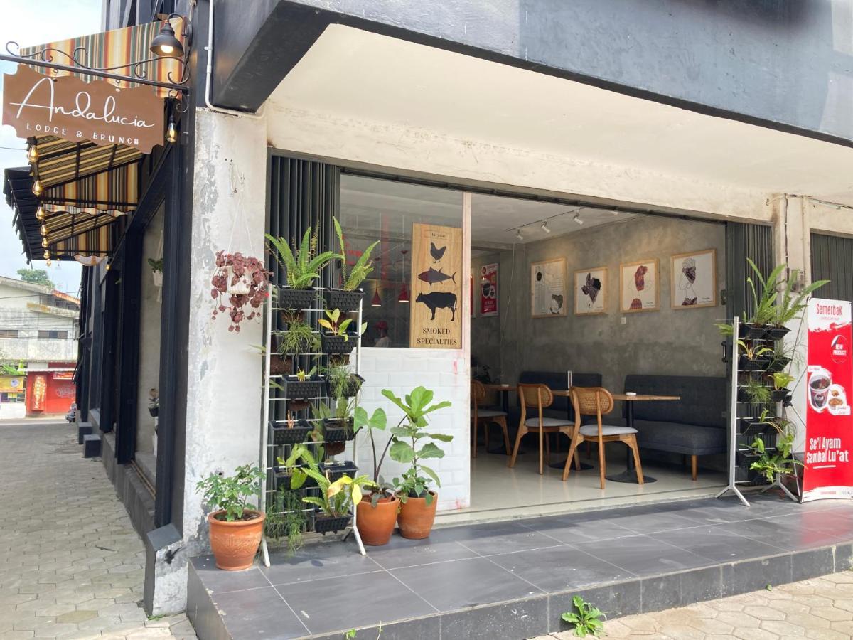 Sans Hotel Andalucia Pasteur Bandung Eksteriør billede